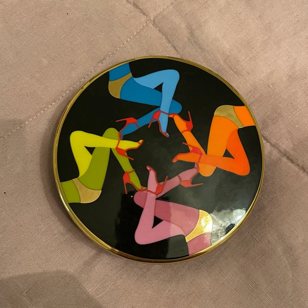 Jonathan Adler covered dish